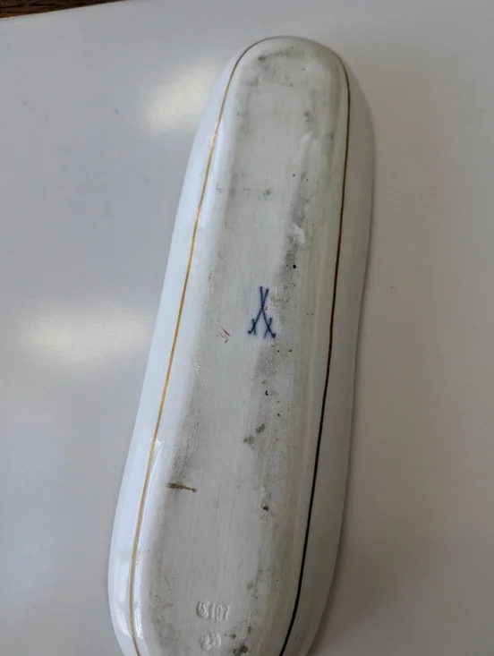 Rare Antique MEISSEN Marcolini Period Porcelain Pen Tray - Hand Painted Violets - Picture 5 of 7